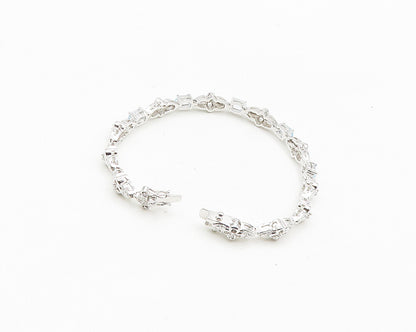 925 Sterling Silver  Shiny Genuine Diamond & Blue Topaz Chain Bracelet  BT7252