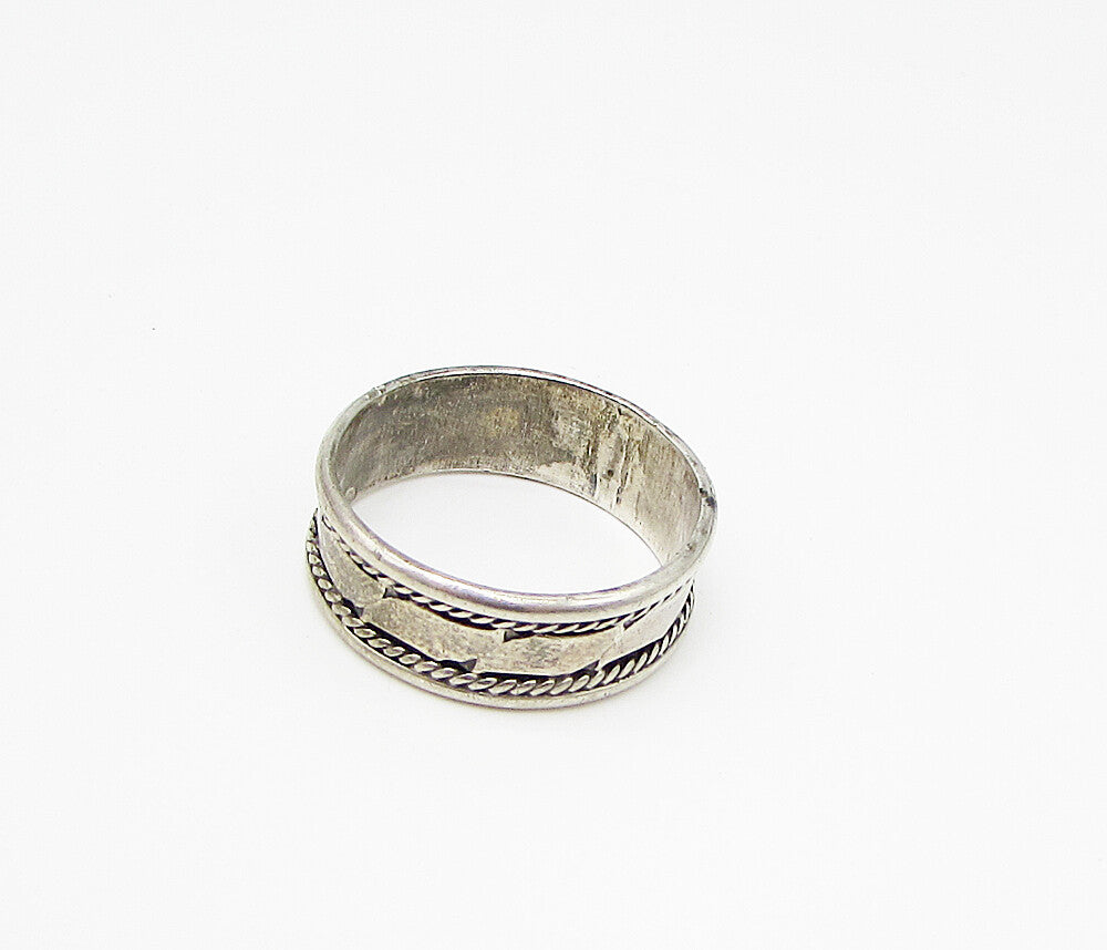 925 Sterling Silver  Vintage Twisted Borders Band Ring Sz 9  RG3001