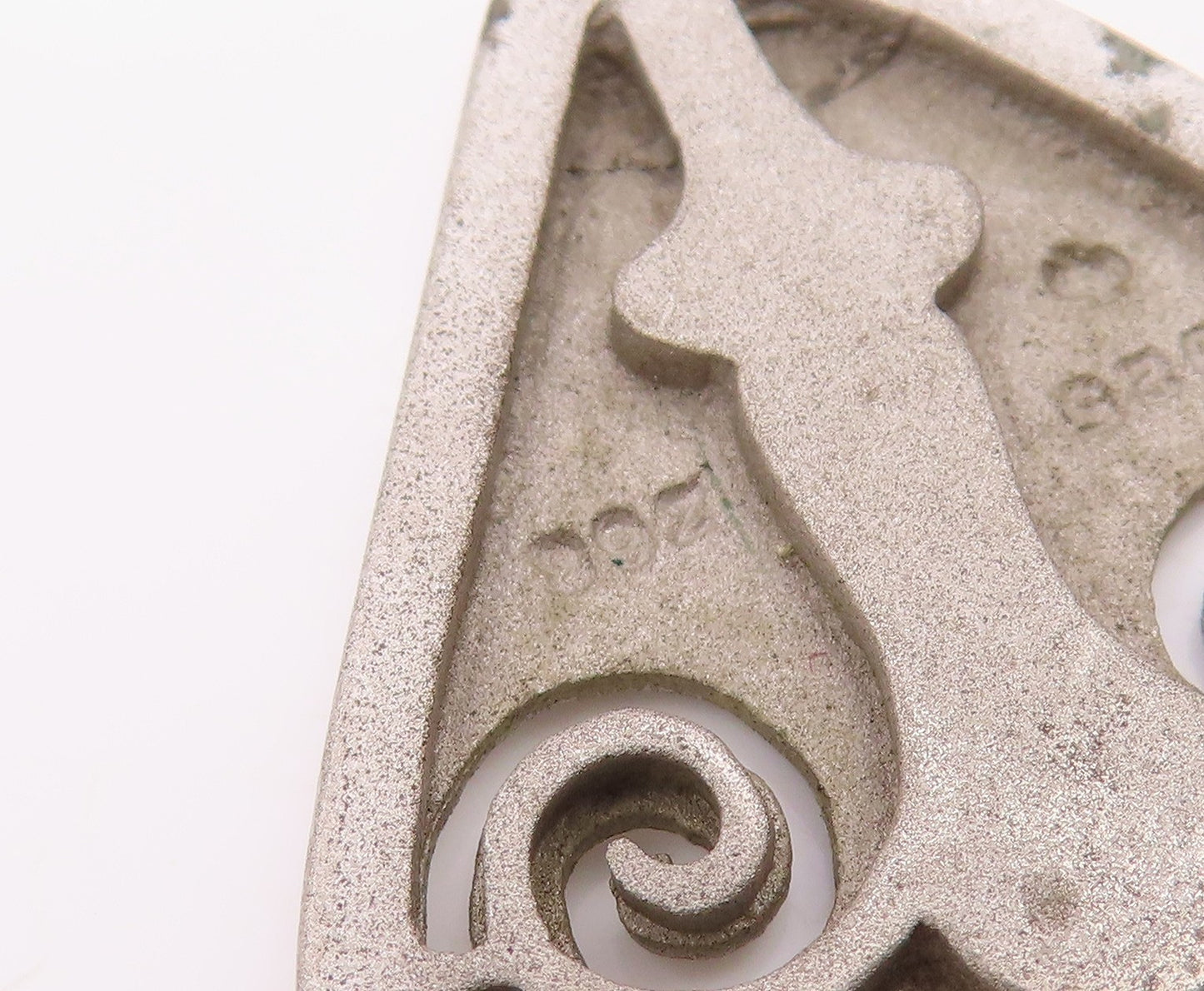 925 Sterling Silver  Vintage Modernist Swirl Cutout Face Drop Pendant  PT7052