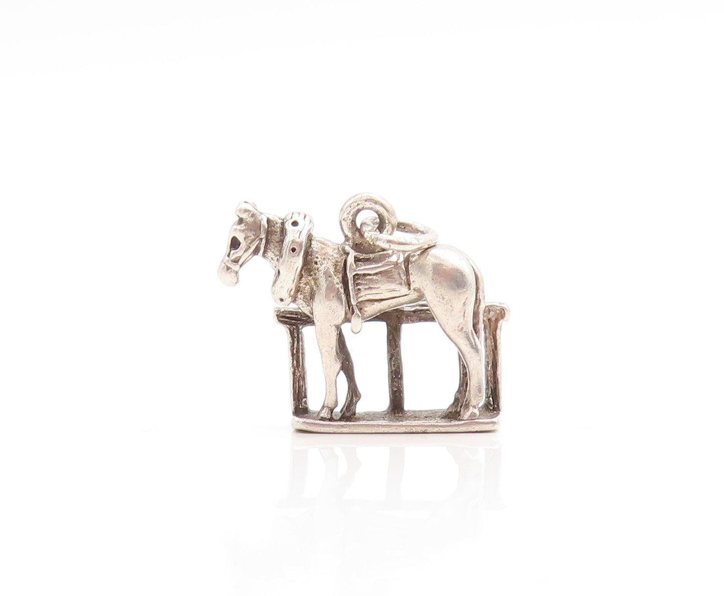 925 Sterling Silver Vintage Pendant Dark Tone Horse In Stable  PT23718