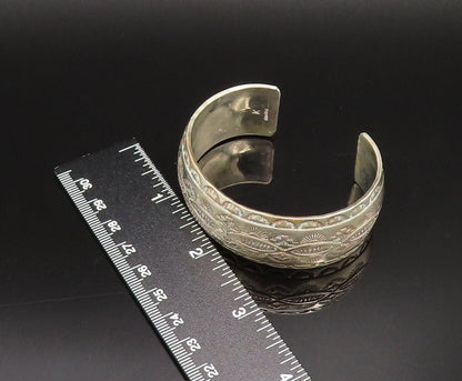NAVAJO 925 Silver  Vintage Etched Lines & Patterns Cuff Bracelet  BT9748