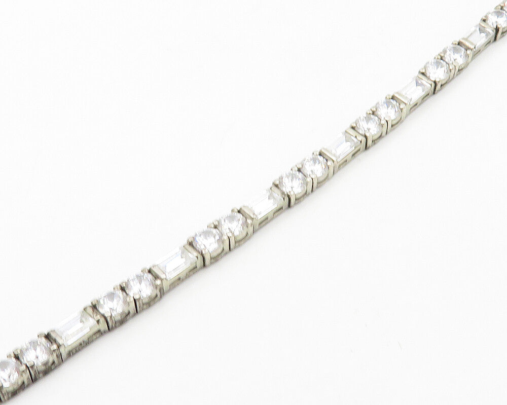 925 Sterling Silver  Vintage Sparkling Cubic Zirconia Chain Bracelet  BT7185