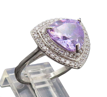 925 Sterling Silver  Vintage Amethyst Triangle Halo White CZ Ring Sz 7 RG26979