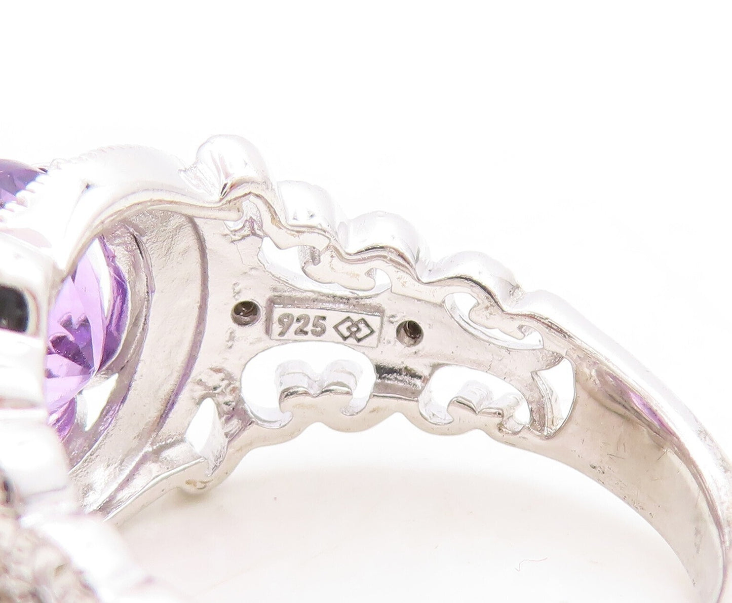 925 Sterling Silver Vintage Ring Swirly Carved Round Cut Amethyst  Sz 9  RG31387