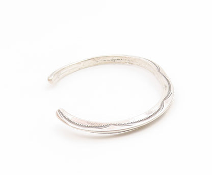 925 Sterling Silver Vintage Bracelet NAVAJO Minimalist Etched Wave Cuff  BT11901