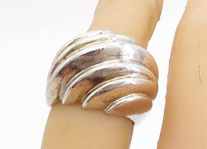 925 Sterling Silver  Vintage Shiny Fluted Dome Design Band Ring Sz 5.5  RG7506