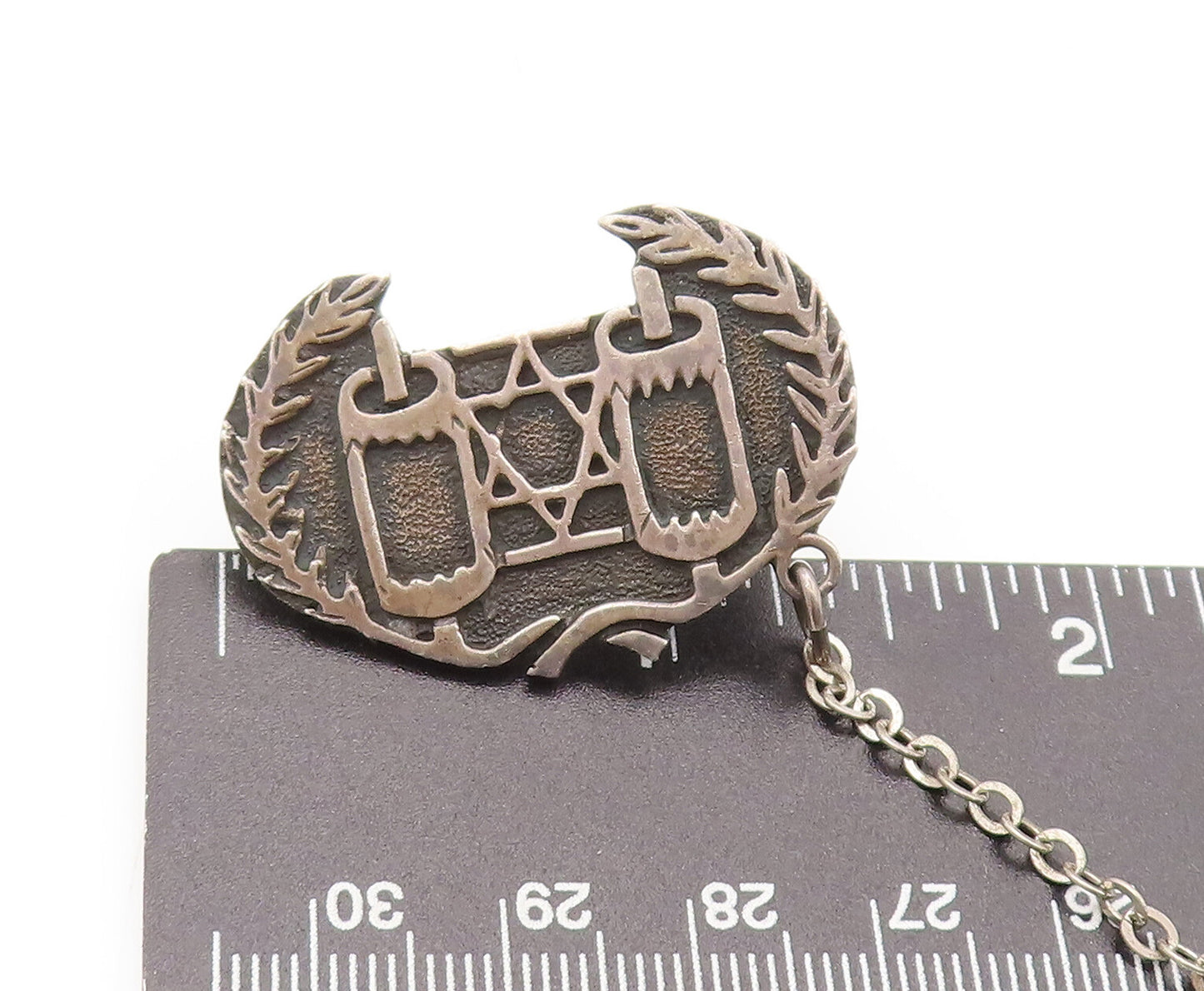 925 Sterling Silver  Vintage Carved Torah Scroll Chain Linked Tie Clip  TR3661