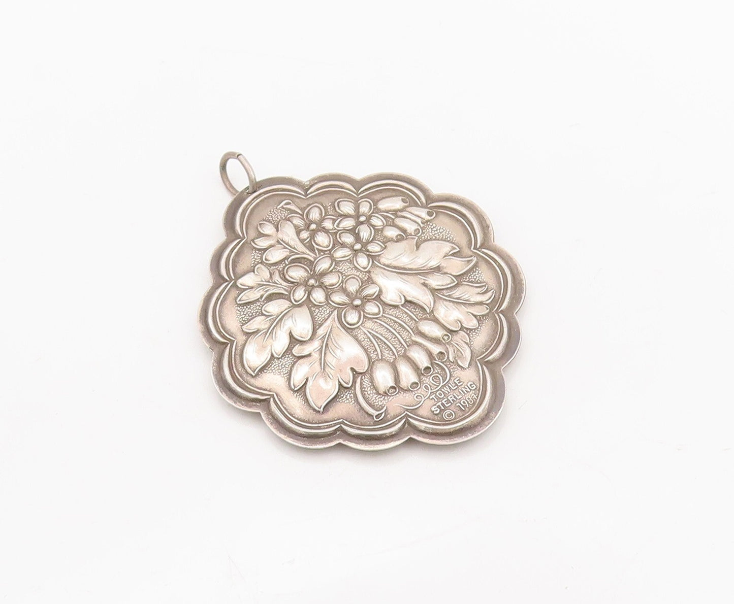 925 Sterling Silver Vintage Pendant TOWLE Solid Carved Flower Cloud  PT23416