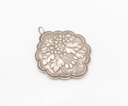 925 Sterling Silver Vintage Pendant TOWLE Solid Carved Flower Cloud  PT23416