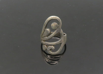 925 Sterling Silver  Vintage Dark Tone Open Swirl Band Ring Sz 8.5  RG21560