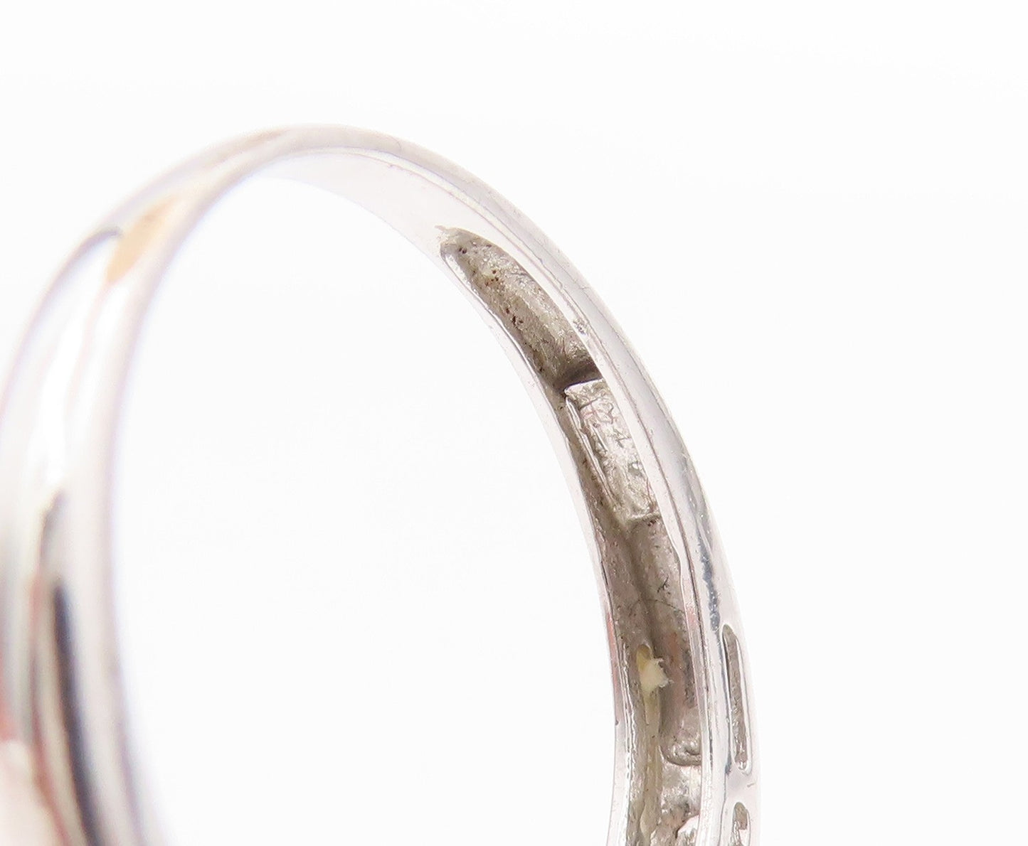925 Sterling Silver Vintage Ring Sparkling CZ Love Heart Knot  Sz 7.5  RG33581