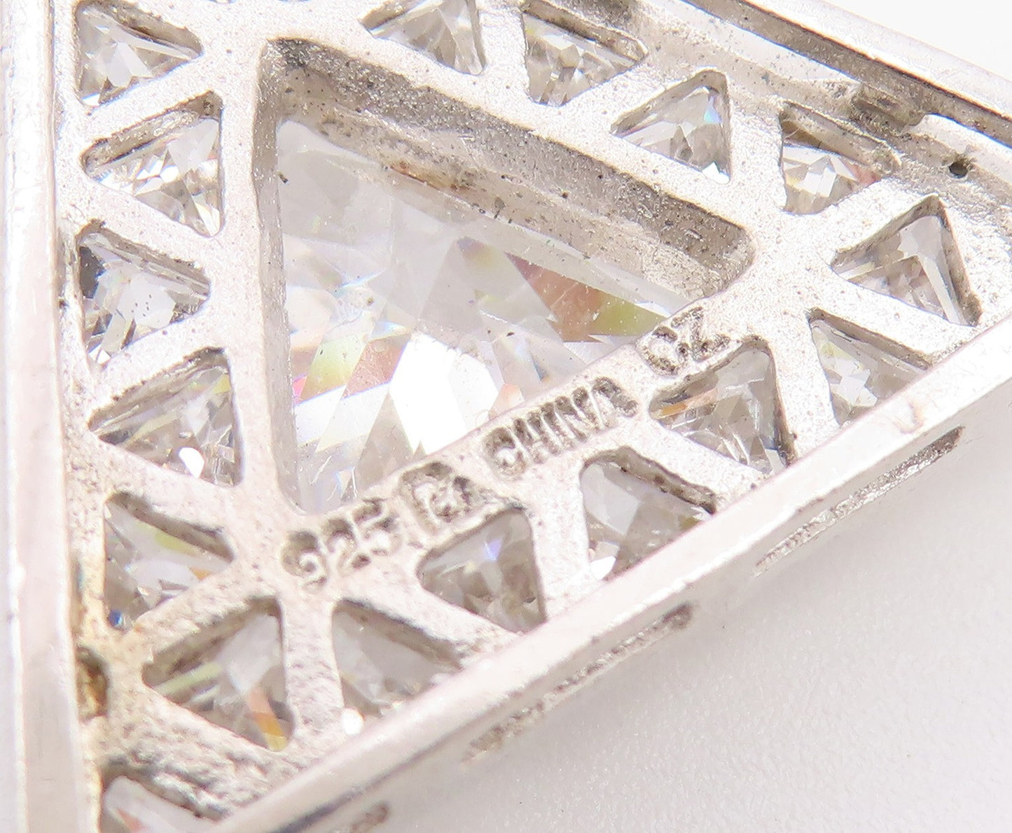 925 Sterling Silver Vintage Pendant Classic CZ Geometric Triangle Charm  PT26648