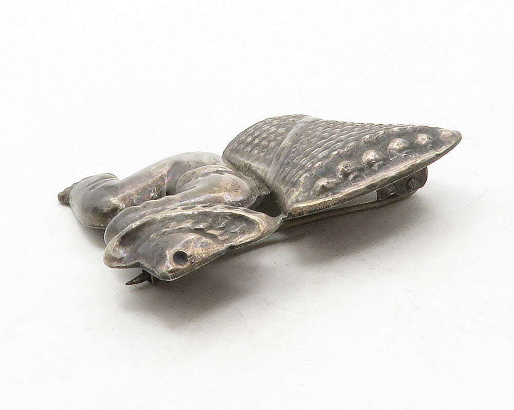 MEXICO 925 Sterling Silver  Vintage Dark Tone Sitting Man Brooch Pin  BP5009