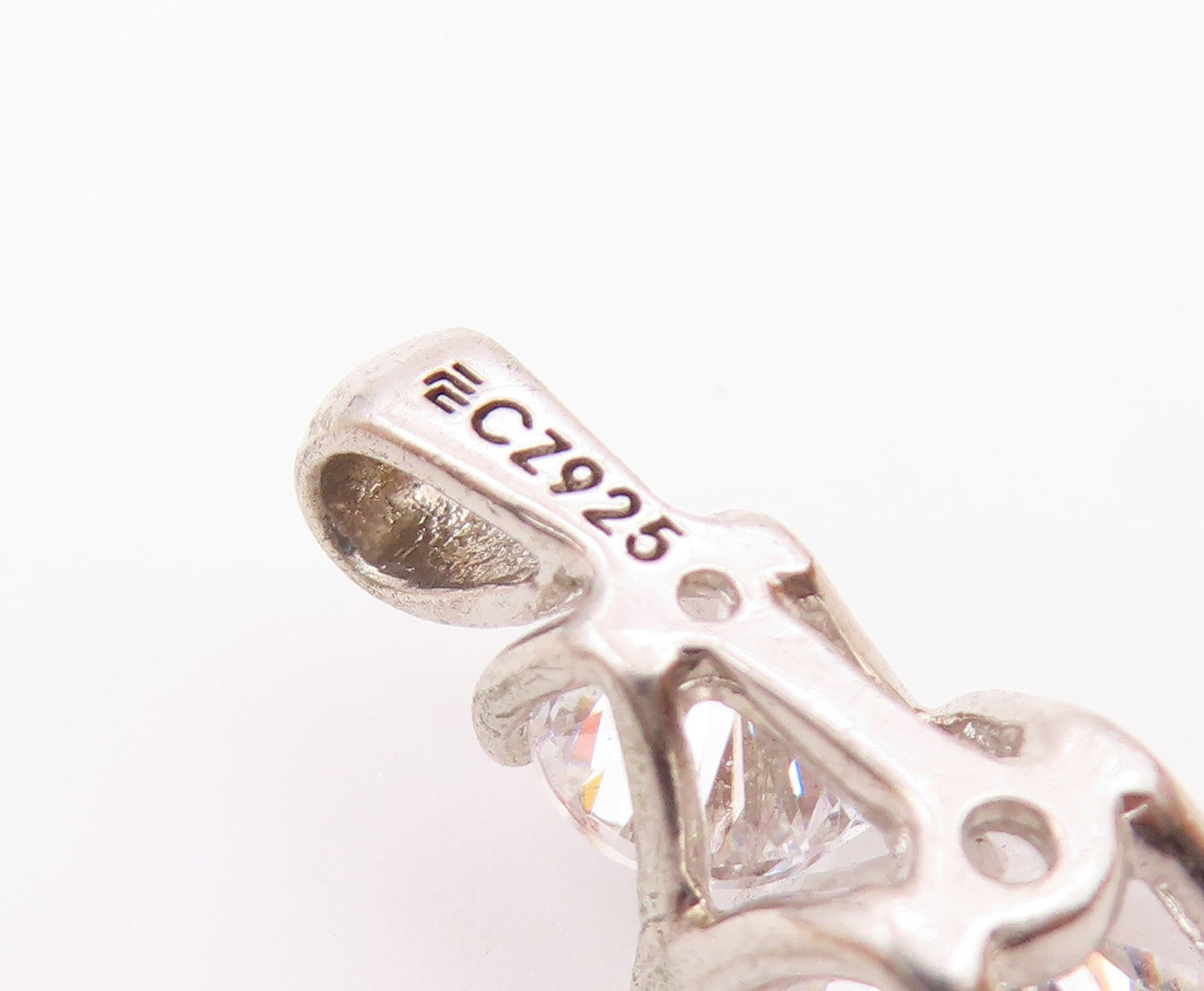 925 Sterling Silver Vintage Shiny Cubic Zirconia Two Stone Pendant PT19956
