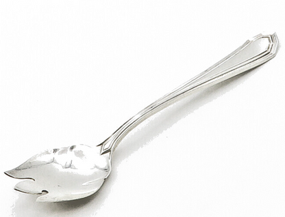 DESIGNER 925 Sterling Silver  Vintage Shiny Smooth Fork  TR2243
