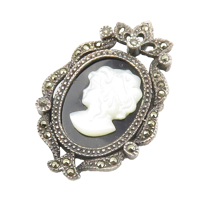 925 Sterling Silver  Vintage Mother Of Pearl & Black Onyx Brooch Pin  BP5386