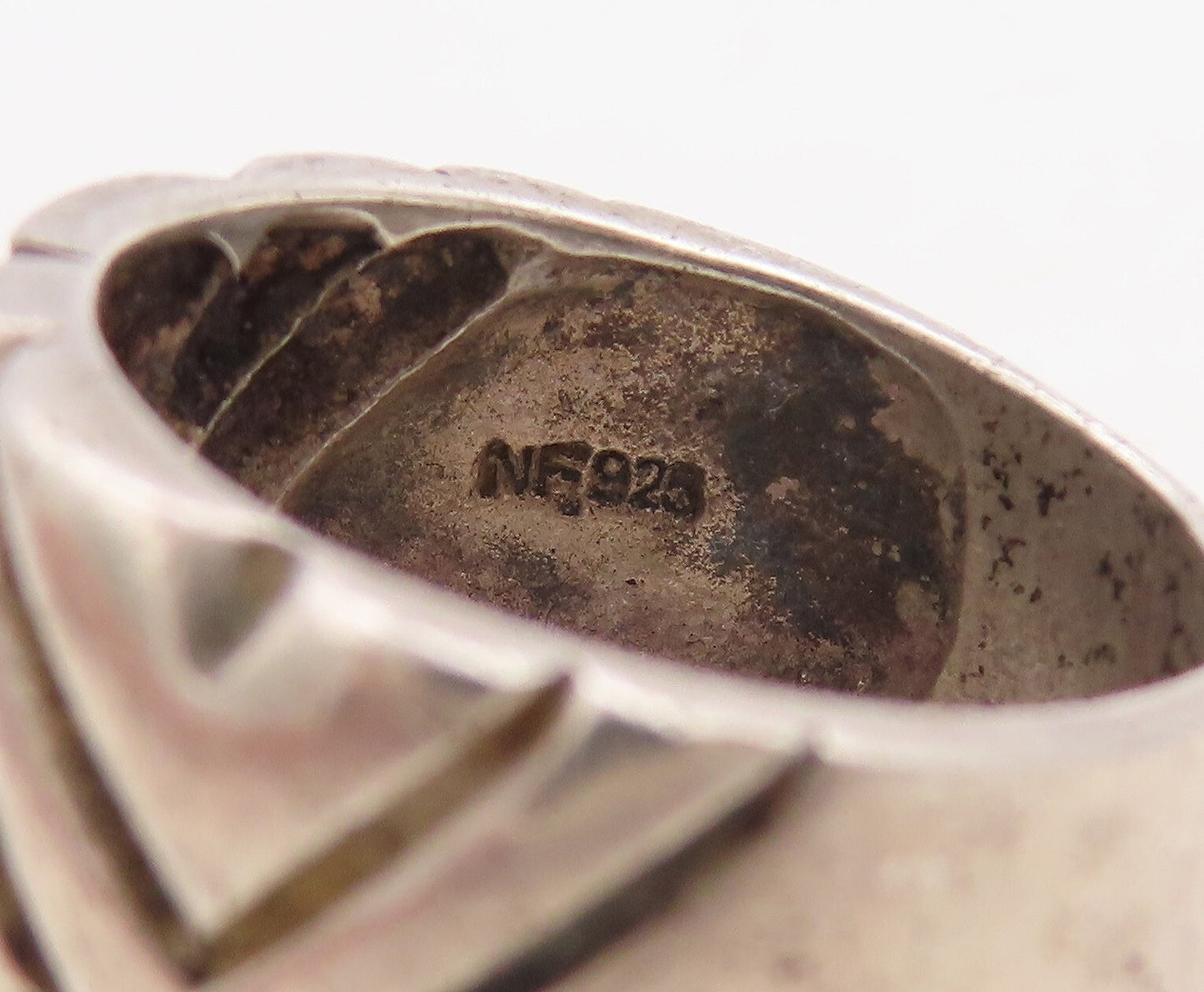 925 Sterling Silver Vintage Ring Solid Diamond Shape Etched  Sz 7  RG31685
