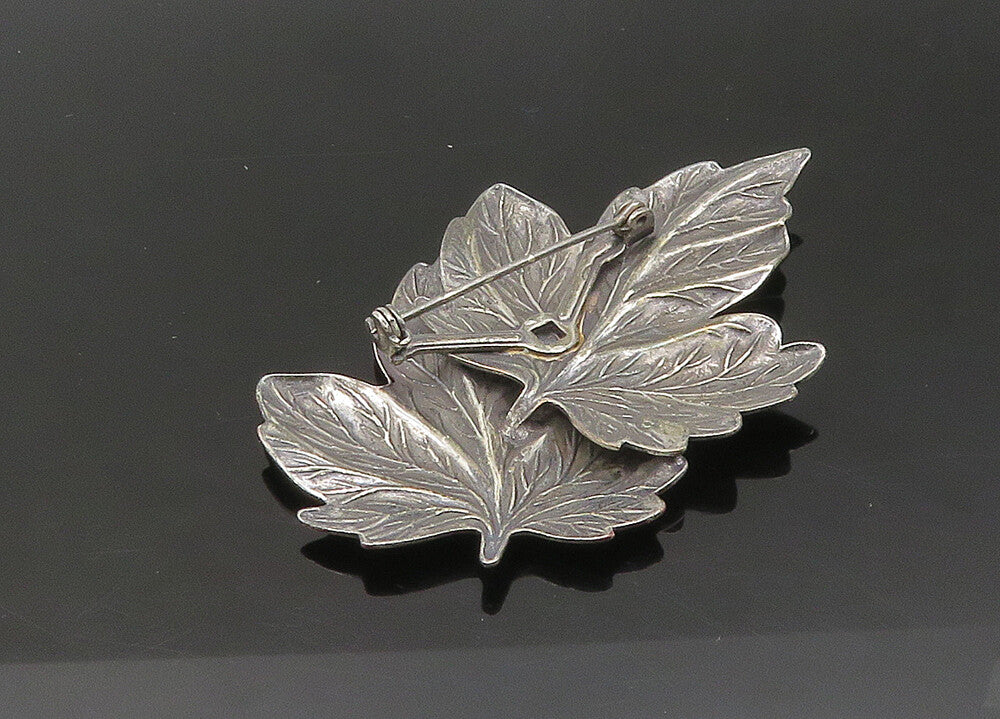 925 Sterling Silver  Vintage Enamel Coated Maple Leaf Brooch Pin  BP8652
