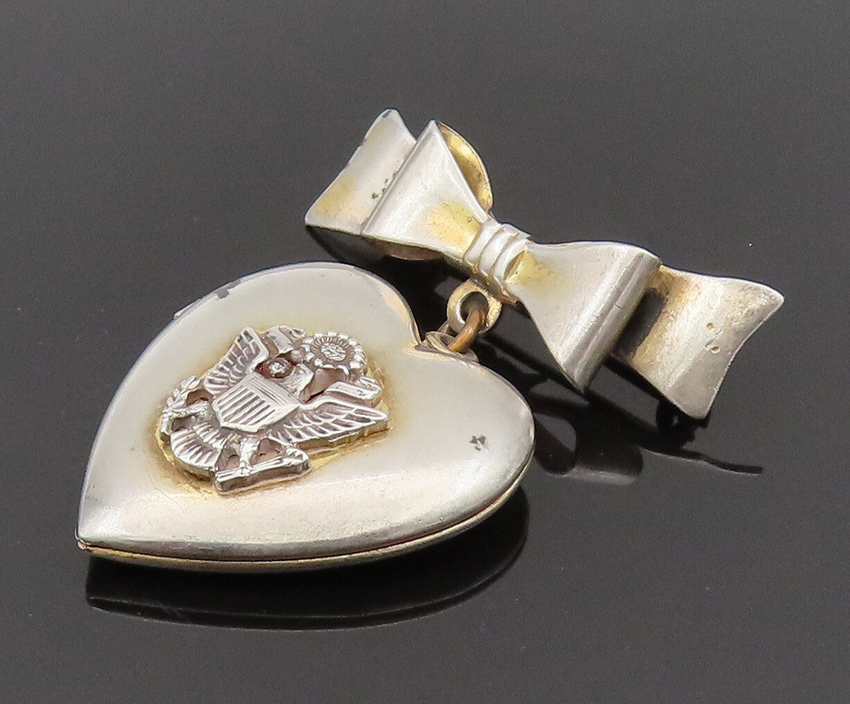 925 Silver  Vintage US Army Ribbon Love Heart Brooch Pin (OPENS)  BP10203