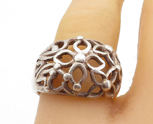 925 Sterling Silver  Vintage Open Flowers Motif Dome Band Ring Sz 8.5  RG7084