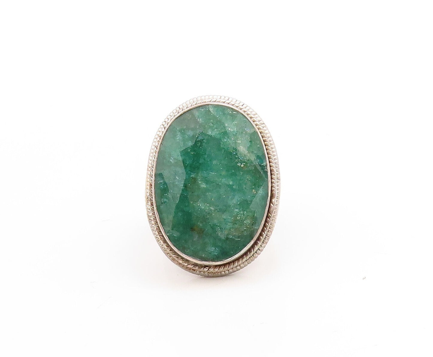 925 Sterling Silver Vintage Ring Antique Oval Cut Green Jade  Sz 7.5  RG30525