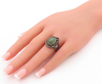 925 Sterling Silver Vintage Ring NAVAJO Swirly Carved Gemstone  Sz 8.5  RG32823