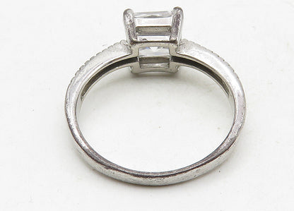 925 Sterling Silver  Cubic Zirconia Solitaire With Accents Ring Sz 7  RG10551