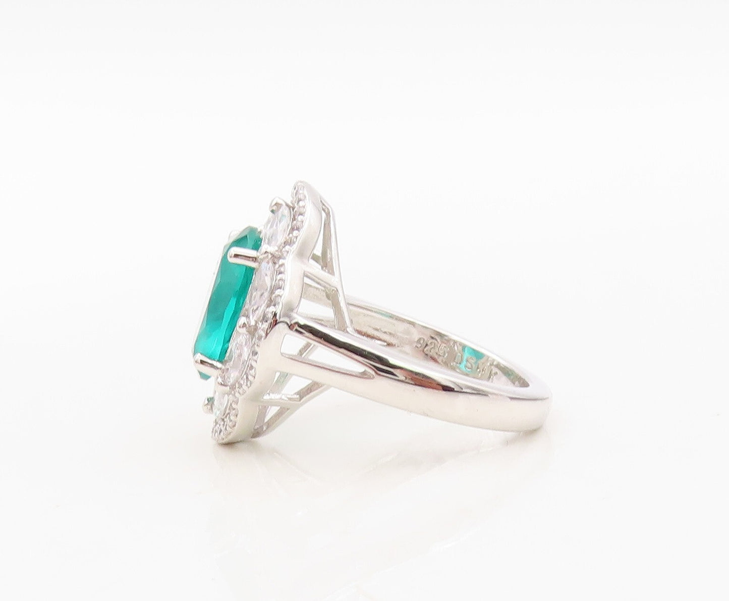 925 Sterling Silver Vintage Ring Oval Cut Sea Green CZ Flower  Sz 7.5  RG30485