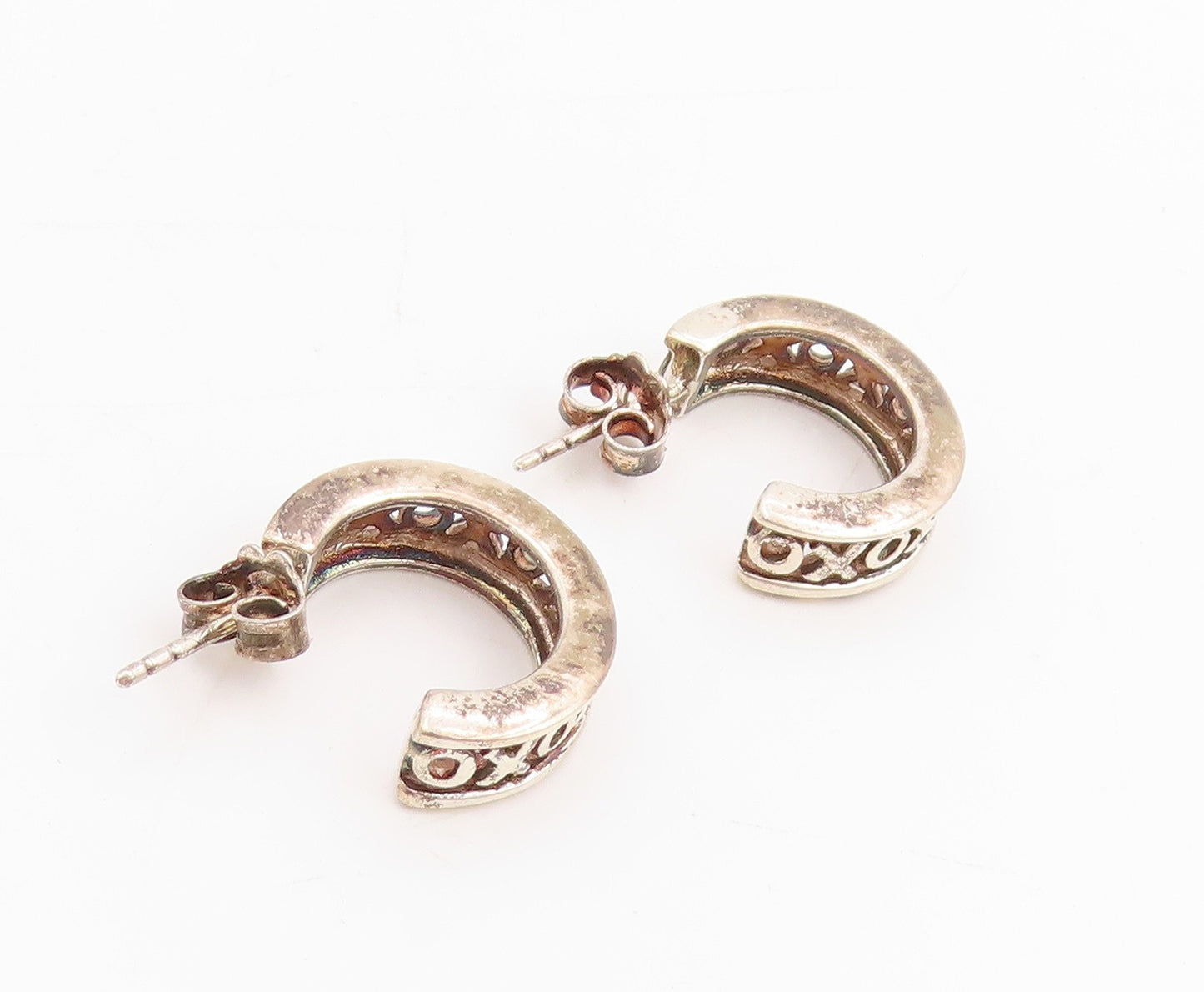 925 Sterling Silver Vintage Earrings  XOXO Hugs & Kisses Cut Out Hoops  EG13752