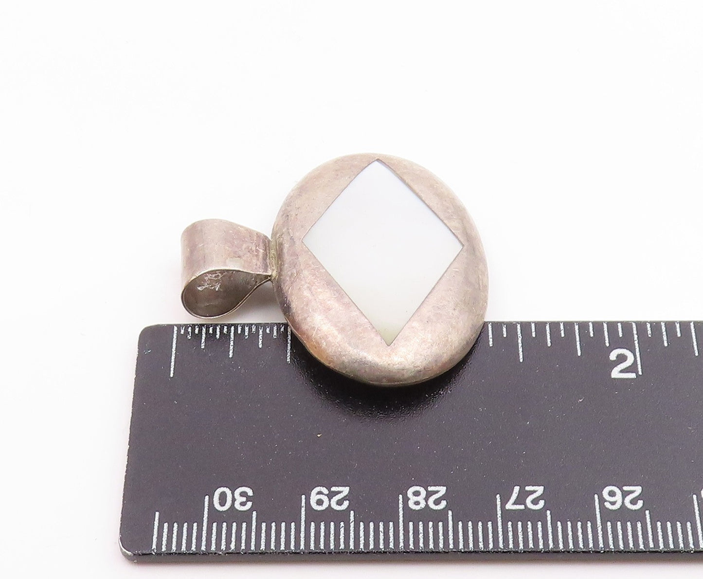 925 Sterling Silver  Vintage Diamond Shaped Mother Of Pearl Pendant  PT9403