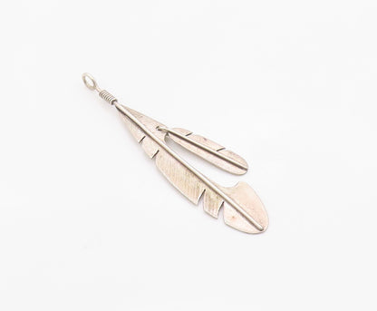 925 Sterling Silver Vintage Pendant Minimalist Etched Quill Feather  PT26323