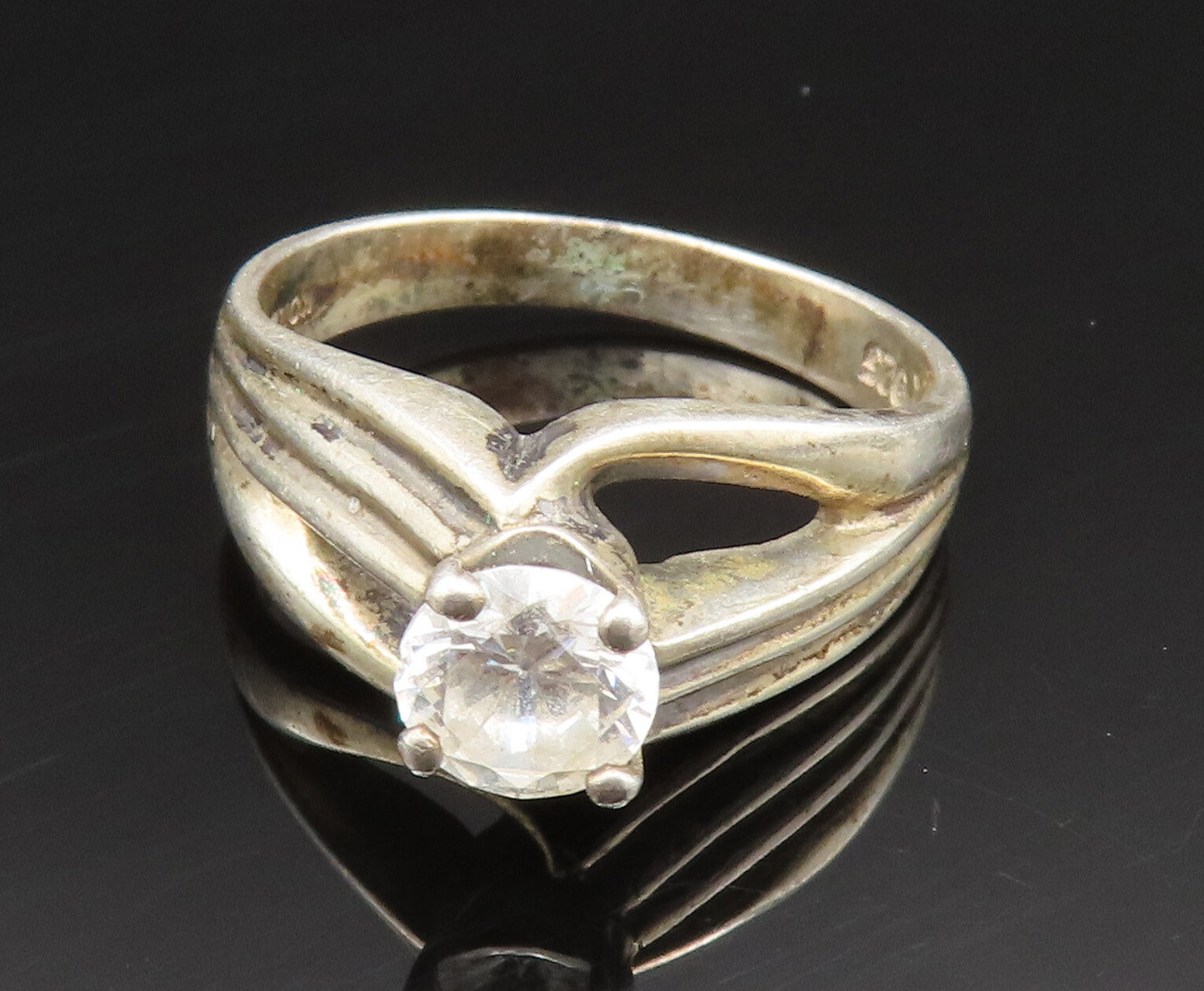 925 Silver  Vintage Cubic Zirconia Split Ribbed Shank Ring Sz 9  RG24593