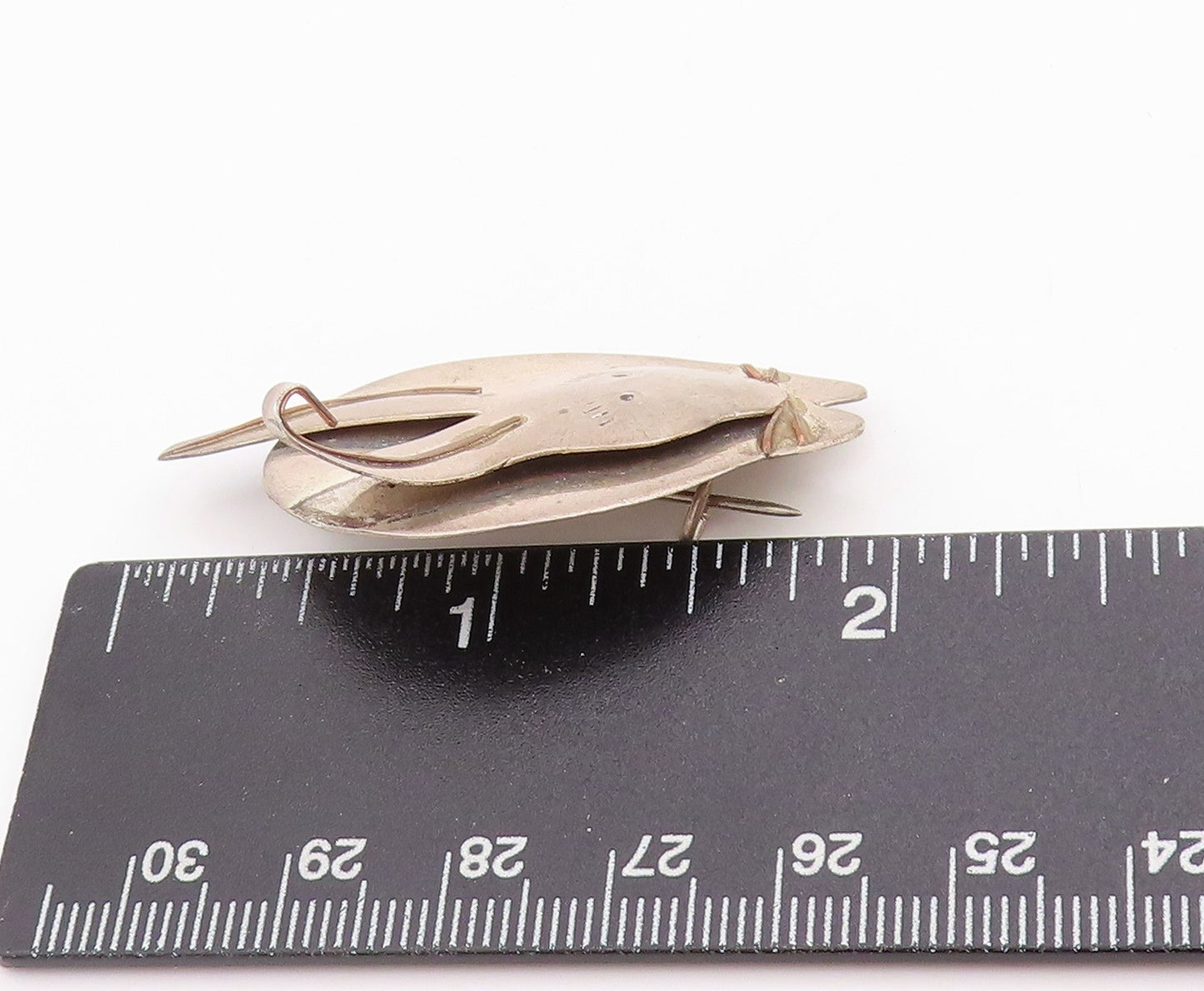 925 Sterling Silver Vintage Brooch Solid Cutout Eating Rabbit  BP11734