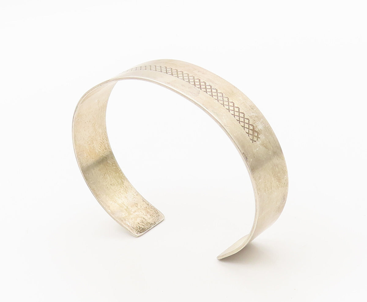 925 Sterling Silver  Vintage Brutalist Etched Square Cuff Bracelet  BT10147