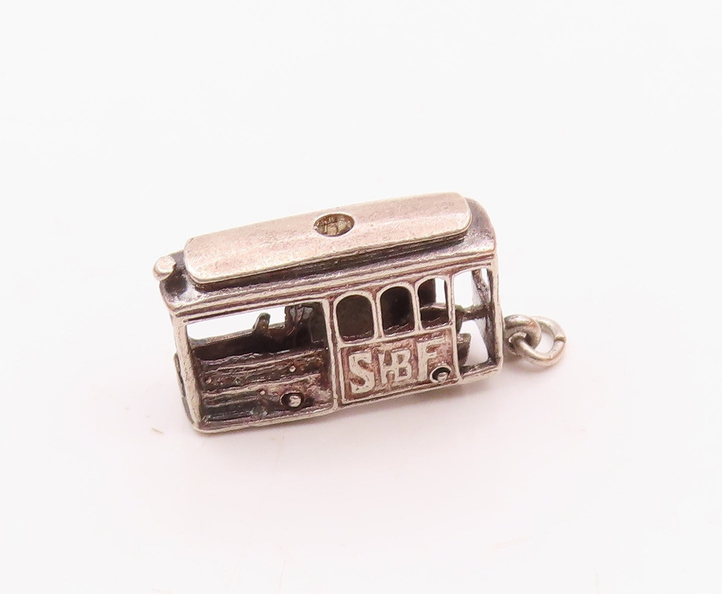 925 Sterling Silver  Vintage San Francisco Cable Car Trolley Pendant  PT18168