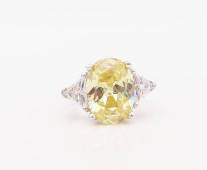 925 Sterling Silver Vintage Ring Oval Cut Citrine & Triangle Cut CZ Sz 7 RG30645