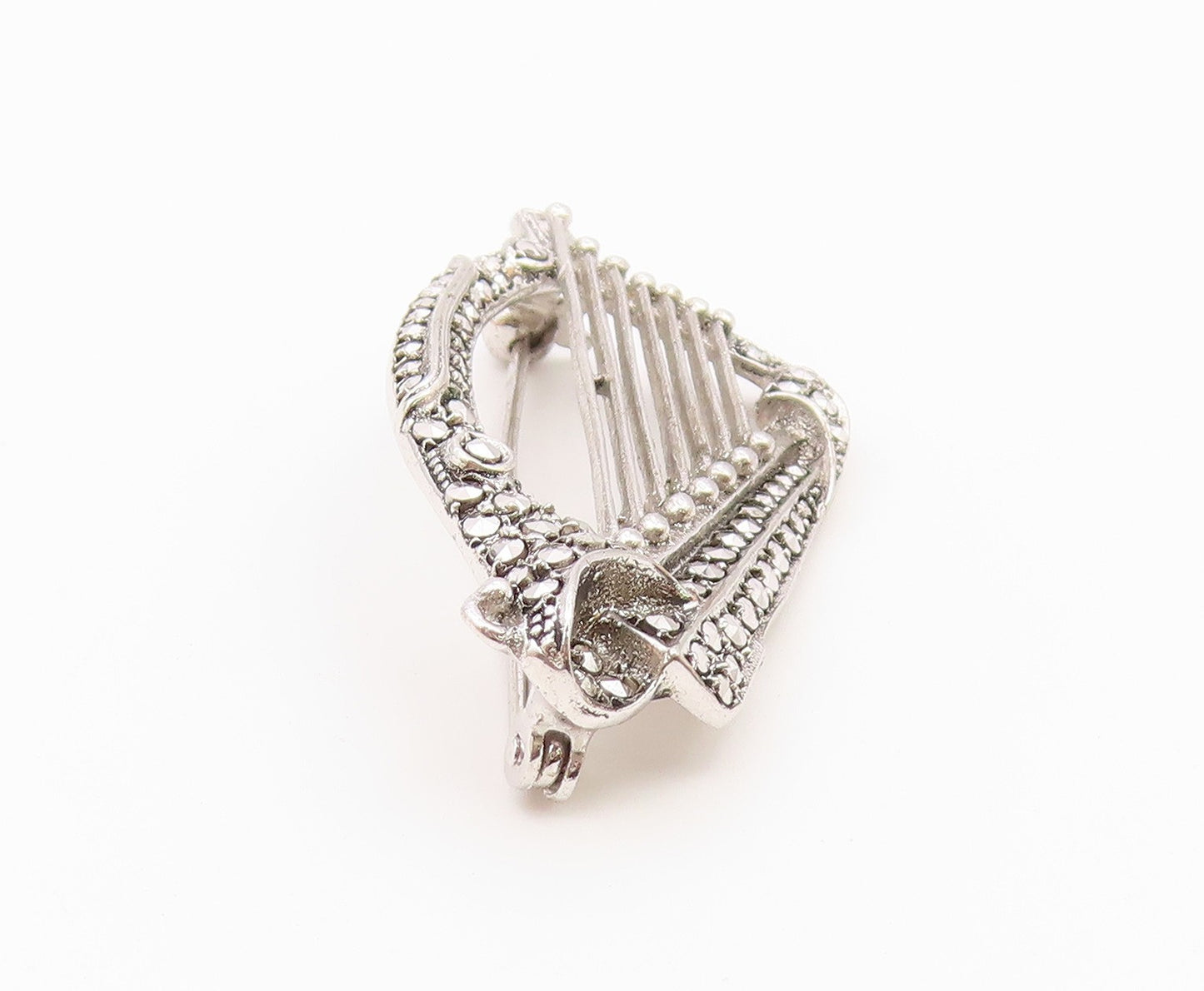 925 Sterling Silver  Vintage Sparkling Harm Instrument Brooch Pin  BP8359
