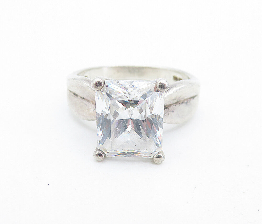 KOREA 925 Sterling Silver  Vintage Cubic Zirconia Solitaire Ring Sz 8.5 RG6409
