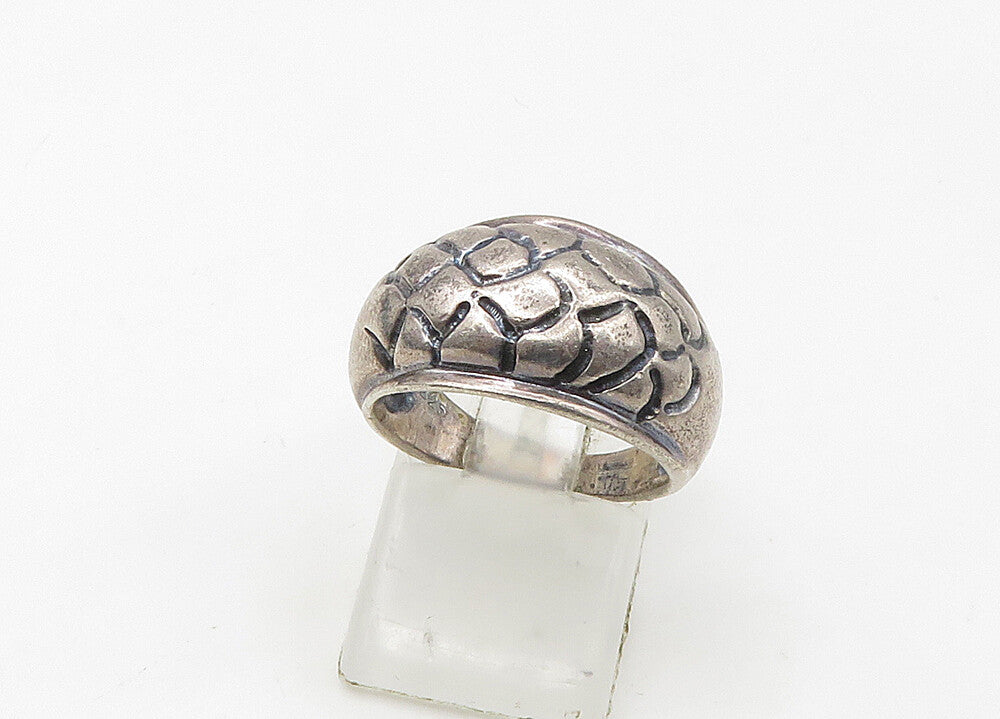 925 Sterling Silver  Vintage Shiny Scale Pattern Dome Band Ring Sz 7  RG21424