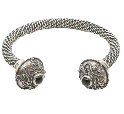 925 Sterling Silver  Vintage Black Onyx Swirl Ends Twist Cuff Bracelet  BT7578