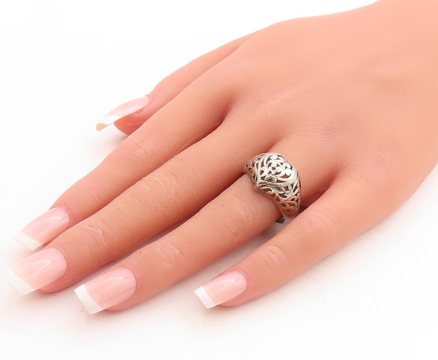 925 Sterling Silver Vintage Ring Designer Swirly Heart Design  Sz 9.5  RG31648