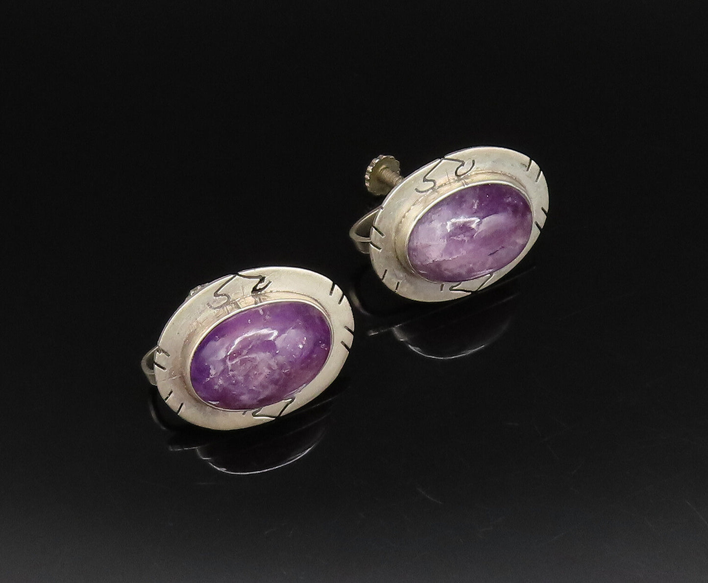 CASTILLO 925 Silver  Vintage Etched Frame Amethyst Screw Back Earrings EG12190