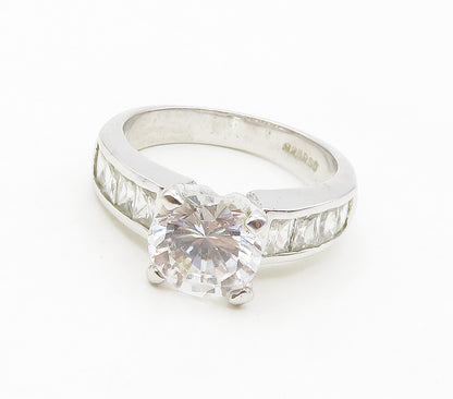 925 Sterling Silver  Shiny Cubic Zirconia Solitaire Accent Ring Sz 7  RG16351