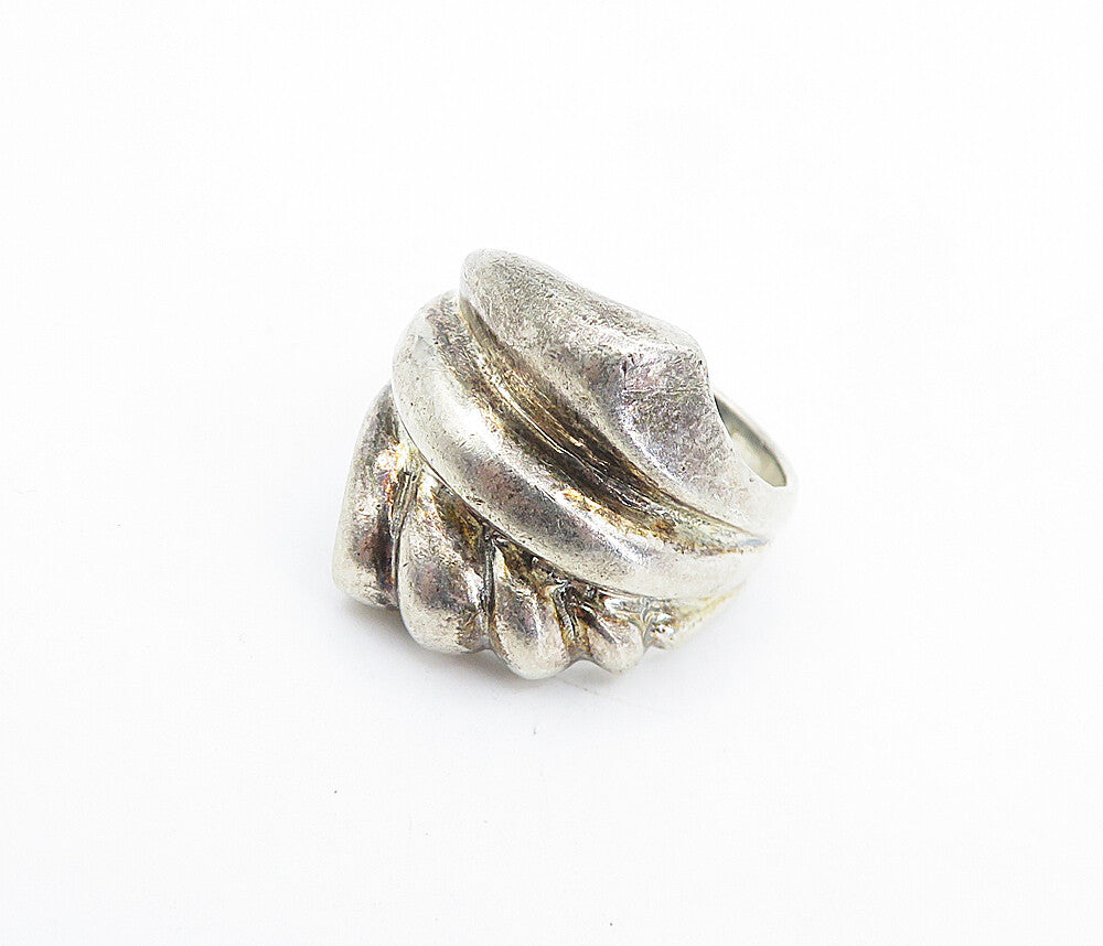 925 Sterling Silver  Vintage Dark Tone Fluted Design Band Ring Sz 8  RG5987
