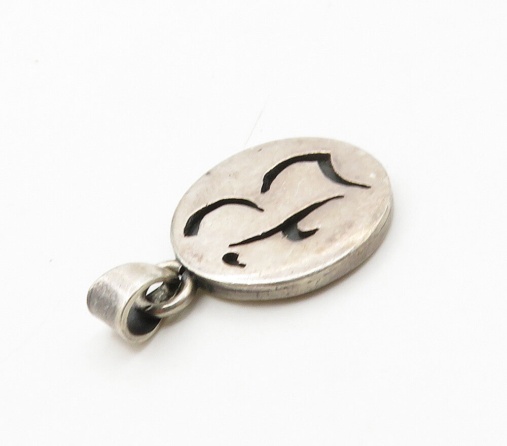 925 Sterling Silver Vintage Handmade Cutout Detail Round Pendant  PT12752