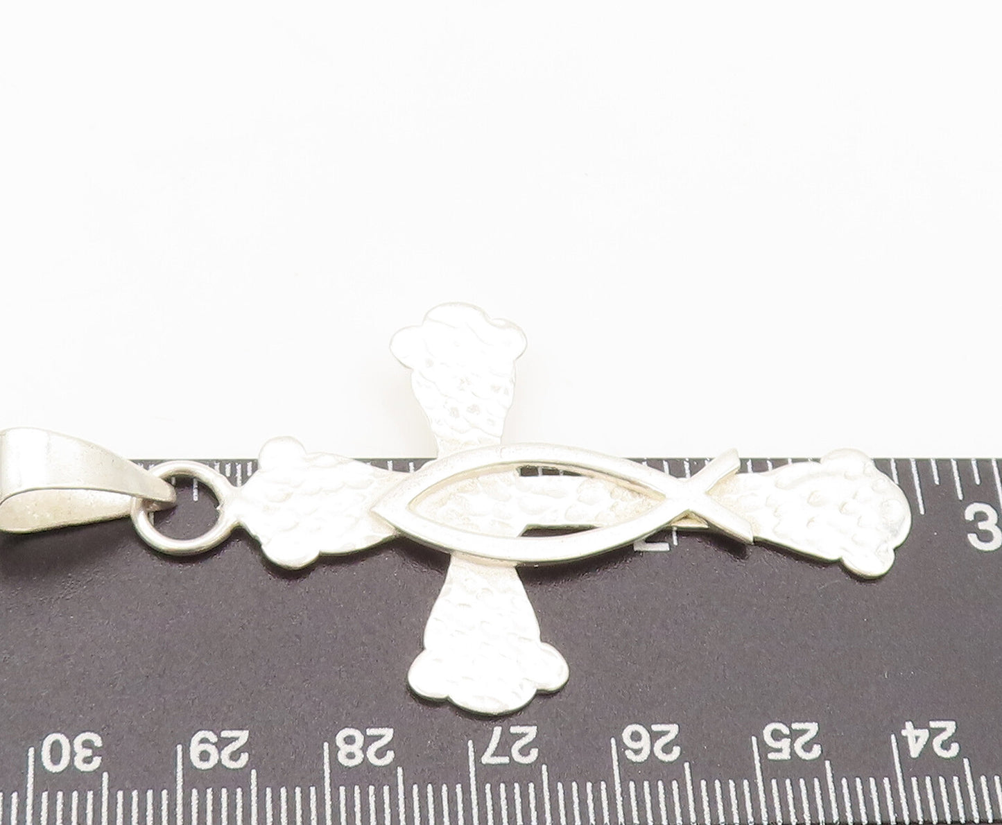 925 Sterling Silver  Vintage Hammered Cross Cut Fish Back Pendant  PT22362