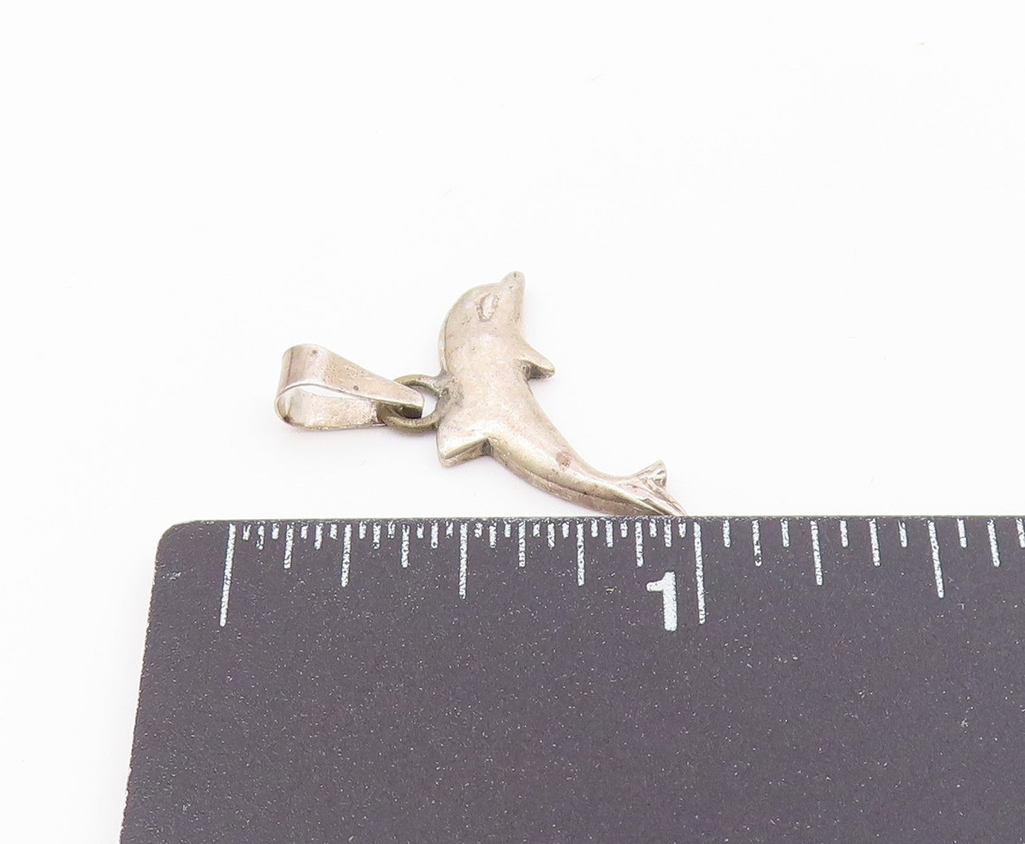 MEXICO 925 Sterling Silver  Vintage Leaping Dolphin Motif Pendant  PT13315
