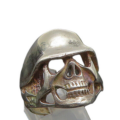 925 Sterling Silver  Vintage Shiny Skeleton Head Biker Ring Sz 9.5  RG23329