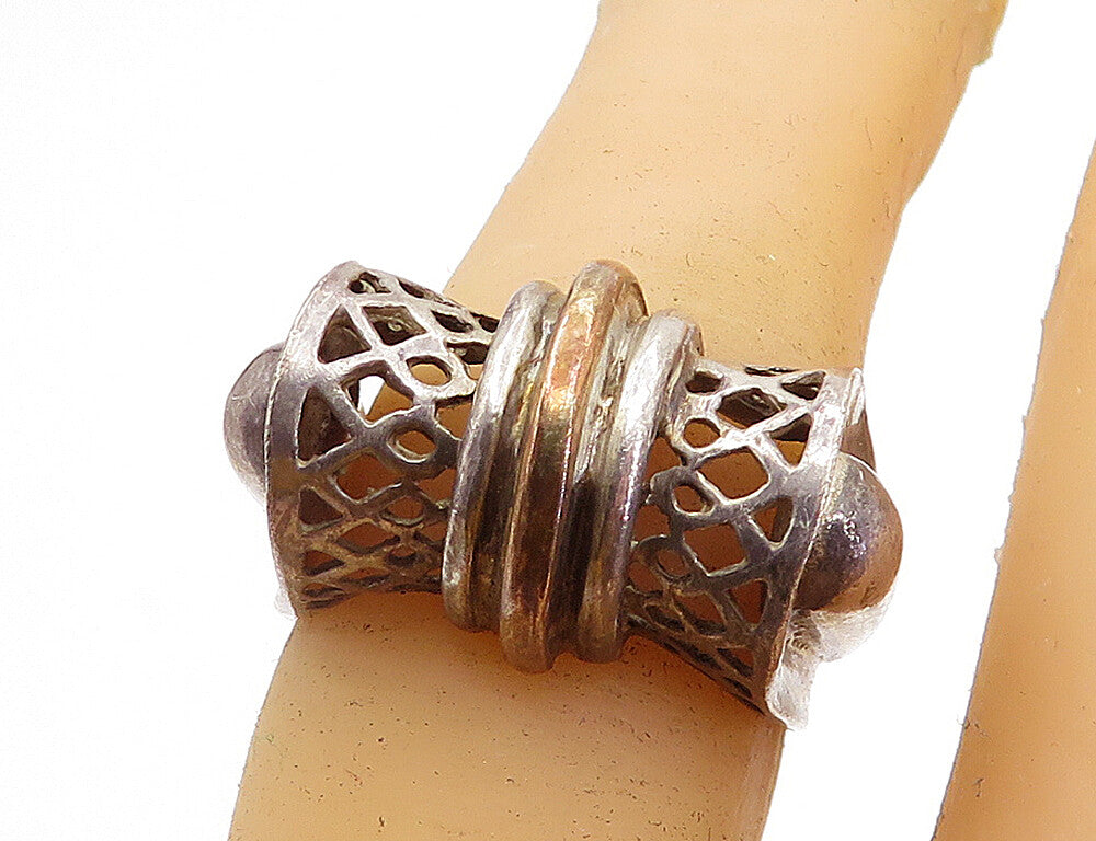 925 Sterling Silver  Vintage Two Tone Cutout Dome Band Ring Sz 6  RG4127