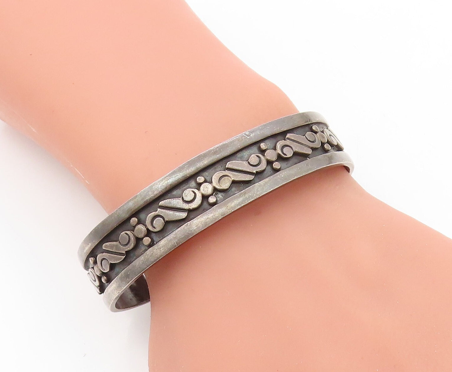 TAXCO MEXICO 925 Silver  Vintage Oxidized Swirl Pattern Cuff Bracelet  BT2811